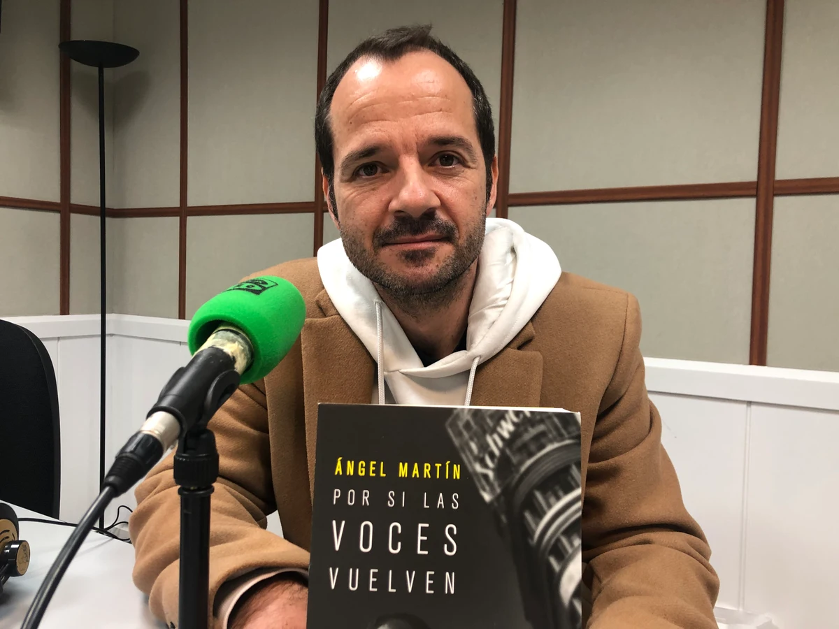 Ángel Martín presenta Por si las voces vuelven 