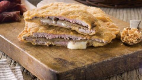 El diccionario de la lengua reconoce el 'cachopo' como "plato t&iacute;pico de Asturias"