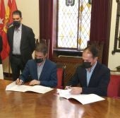 PSOE y Ciudadanos firman un pacto de gobierno conjunto en Alcalá de Henares