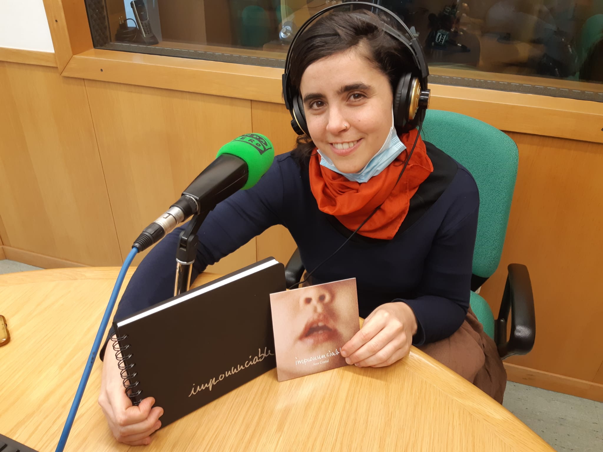 La cantautora Ares Gratal debuta amb el disc "Impronunciable" que presentarà el dia 23 a l'Auditori Enric Granados de Lleida La cantautora Ares Gratal debuta amb el disc "Impronunciable" que presentarà el dia 23 a l'Auditori Enric Granados de Lleida