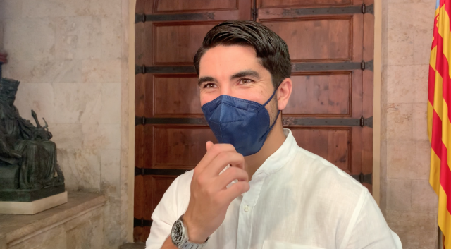 Carlos Soler ya tiene un campo con su nombre en Valencia Carlos Soler ya tiene un campo con su nombre en Valencia