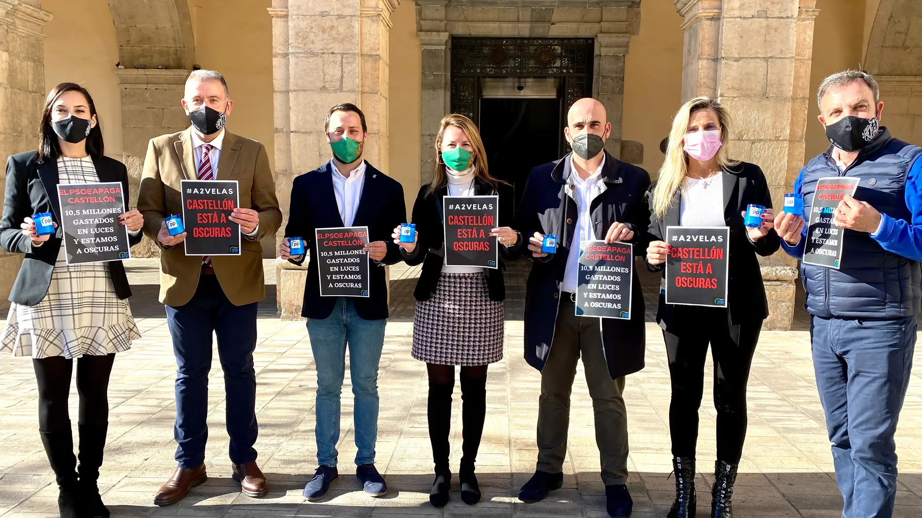 El PP insiste con la falta de luz en Castelló con la campaña #A2Velas 