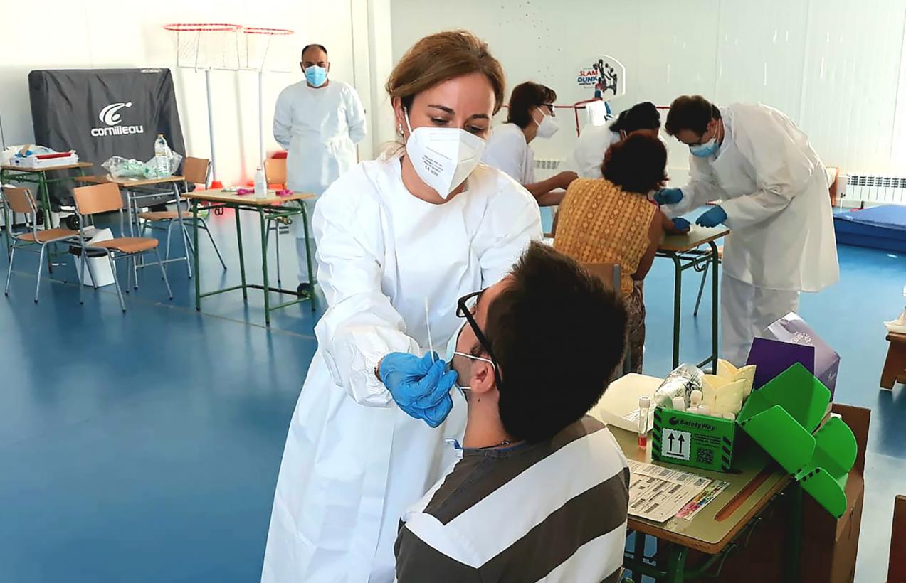 La sexta ola de la COVID-19 avanza en los pueblos de Ciudad Real con un aumento importante de casos La sexta ola de la COVID-19 avanza en los pueblos de Ciudad Real con un aumento importante de casos