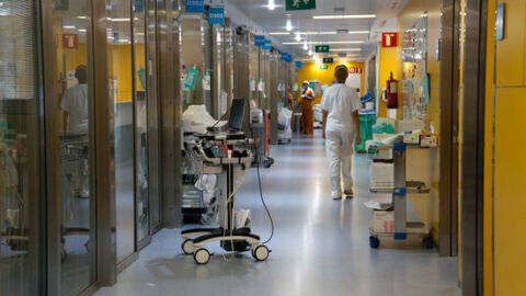 Els experts avalen les restriccions de la Generalitat per&ograve; avisen que no tindran un efecte immediat