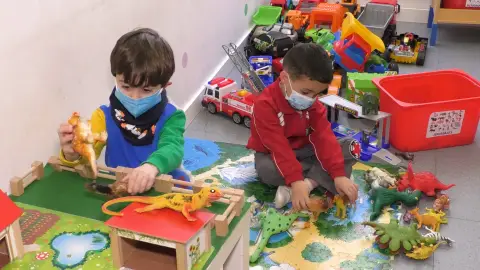 Niños en el servicio de conciliación navideño Niños en el servicio de conciliación navideño