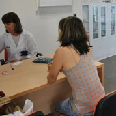 Los inspectores permitirían reducir la carga administrativa que asumen los médicos Los inspectores permitirían reducir la carga administrativa que asumen los médicos