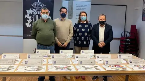 Tras el examen y deliberación de los seiscientos sesenta y nueve trabajos recibidos el tribunal ha decidido premios