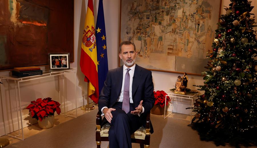 Felipe VI califica como "encrucijada" el momento de España pero resalta la "oportunidad histórica" para modernizar el país Felipe VI califica como "encrucijada" el momento de España pero resalta la "oportunidad histórica" para modernizar el país