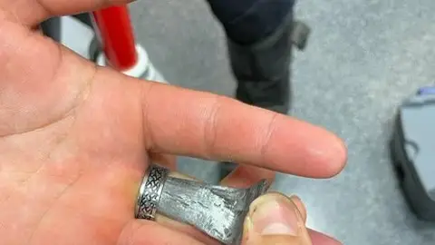 Anillo que fue extraído Anillo que fue extraído