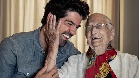 Imagen promocional del documental de Miguel Ángel Muñoz '100 días con la Tata' Imagen promocional del documental de Miguel Ángel Muñoz '100 días con la Tata'