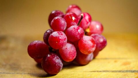 Prepara las uvas para fin de año