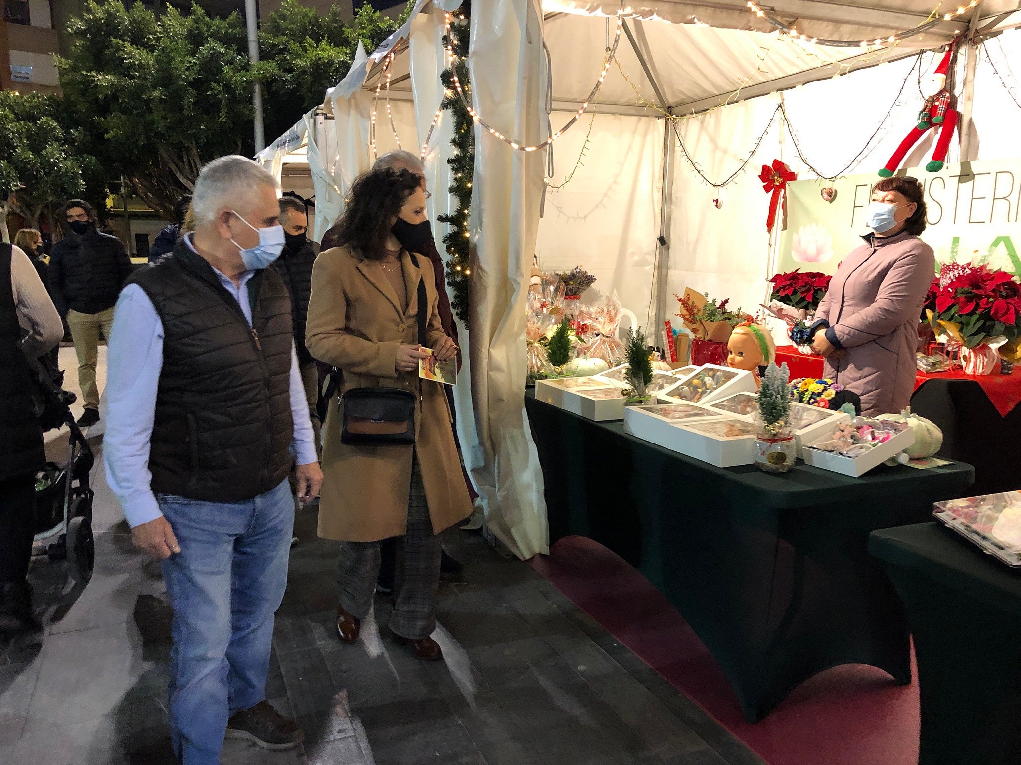 Almassora reparte otros 470.000 euros entre 140 autónomos Almassora reparte otros 470.000 euros entre 140 autónomos