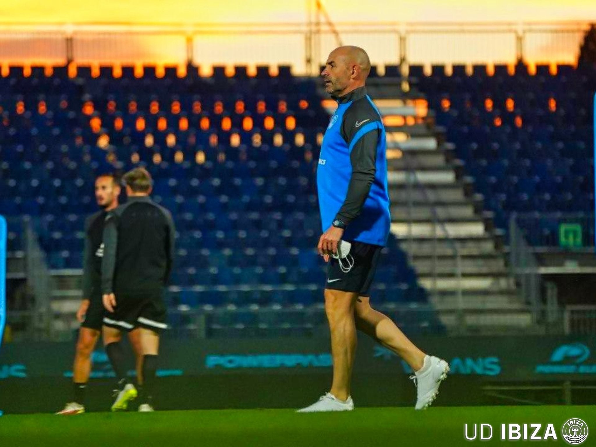 Paco Jémez: "Hacía tiempo que un proyecto no me ilusionaba como este del Ibiza" Paco Jémez: "Hacía tiempo que un proyecto no me ilusionaba como este del Ibiza"