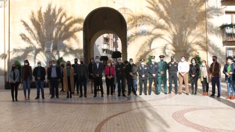 Concentración por el asesinato machista en Elche. Concentración por el asesinato machista en Elche.