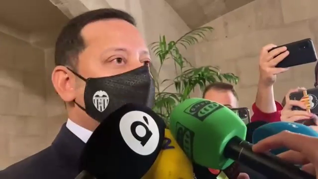 Anil Murthy: "Con el nuevo campo estamos hablando de una inversión de 400 ó 500 millones para Valencia" Anil Murthy: "Con el nuevo campo estamos hablando de una inversión de 400 ó 500 millones para Valencia"