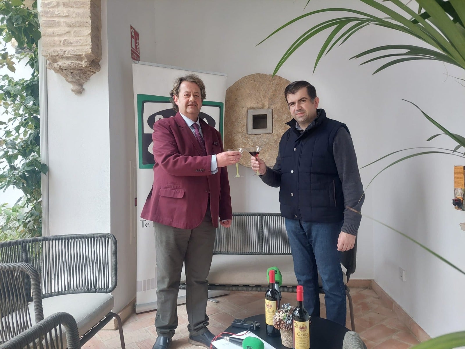 Un vermut con... Un vermut con...