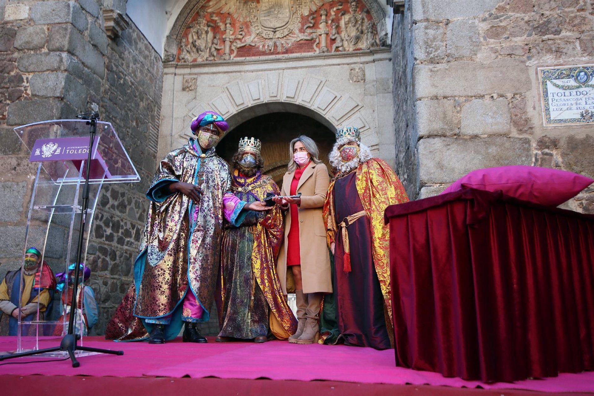 La Cabalgata de los Reyes Magos finalizará en la Puerta de Bisagra con fuegos artificiales La Cabalgata de los Reyes Magos finalizará en la Puerta de Bisagra con fuegos artificiales