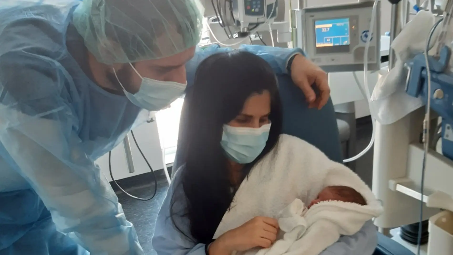 Ares Candela Vidal, el primer recién nacido de 2022 en el Hospital Universitario del Vinalopó de Elche Ares Candela Vidal, el primer recién nacido de 2022 en el Hospital Universitario del Vinalopó de Elche