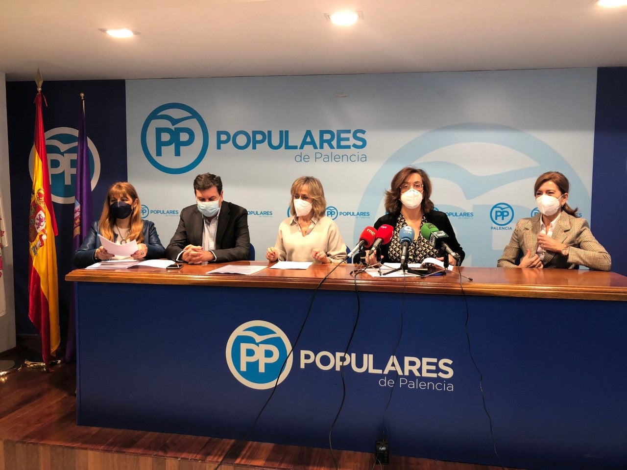 El PP presenta la ponencia "Castilla y León protege" El PP presenta la ponencia "Castilla y León protege"
