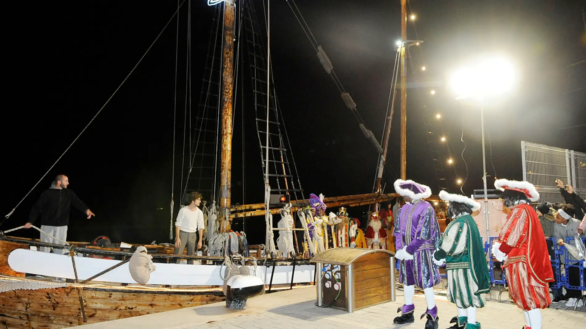 Imagen de archivo de la llegada de los Reyes Magos a Maó. Imagen de archivo de la llegada de los Reyes Magos a Maó.