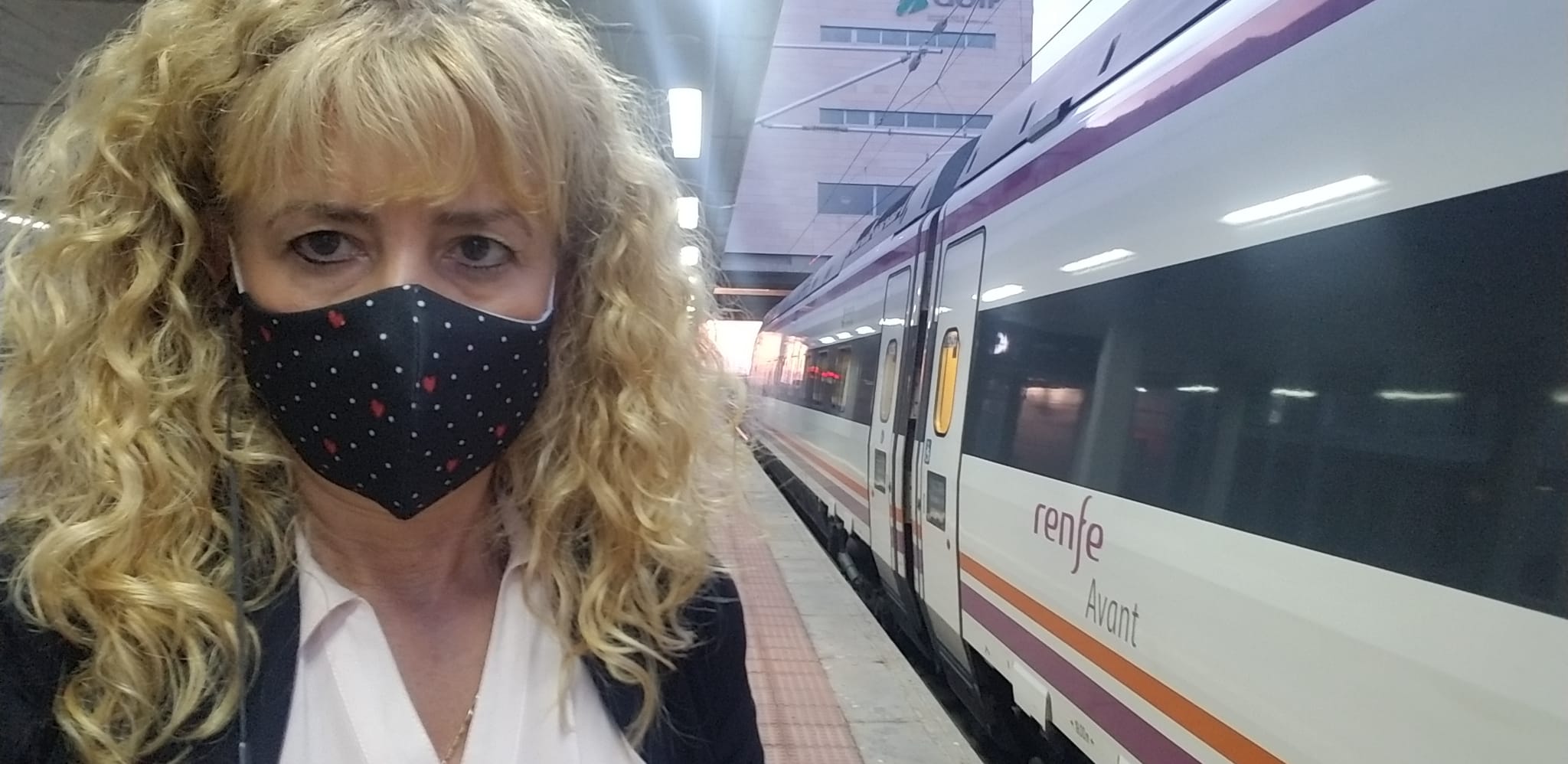 Los usuarios de Avant siguen reclamando mejores accesos a la estación y más frecuencias Los usuarios de Avant siguen reclamando mejores accesos a la estación y más frecuencias