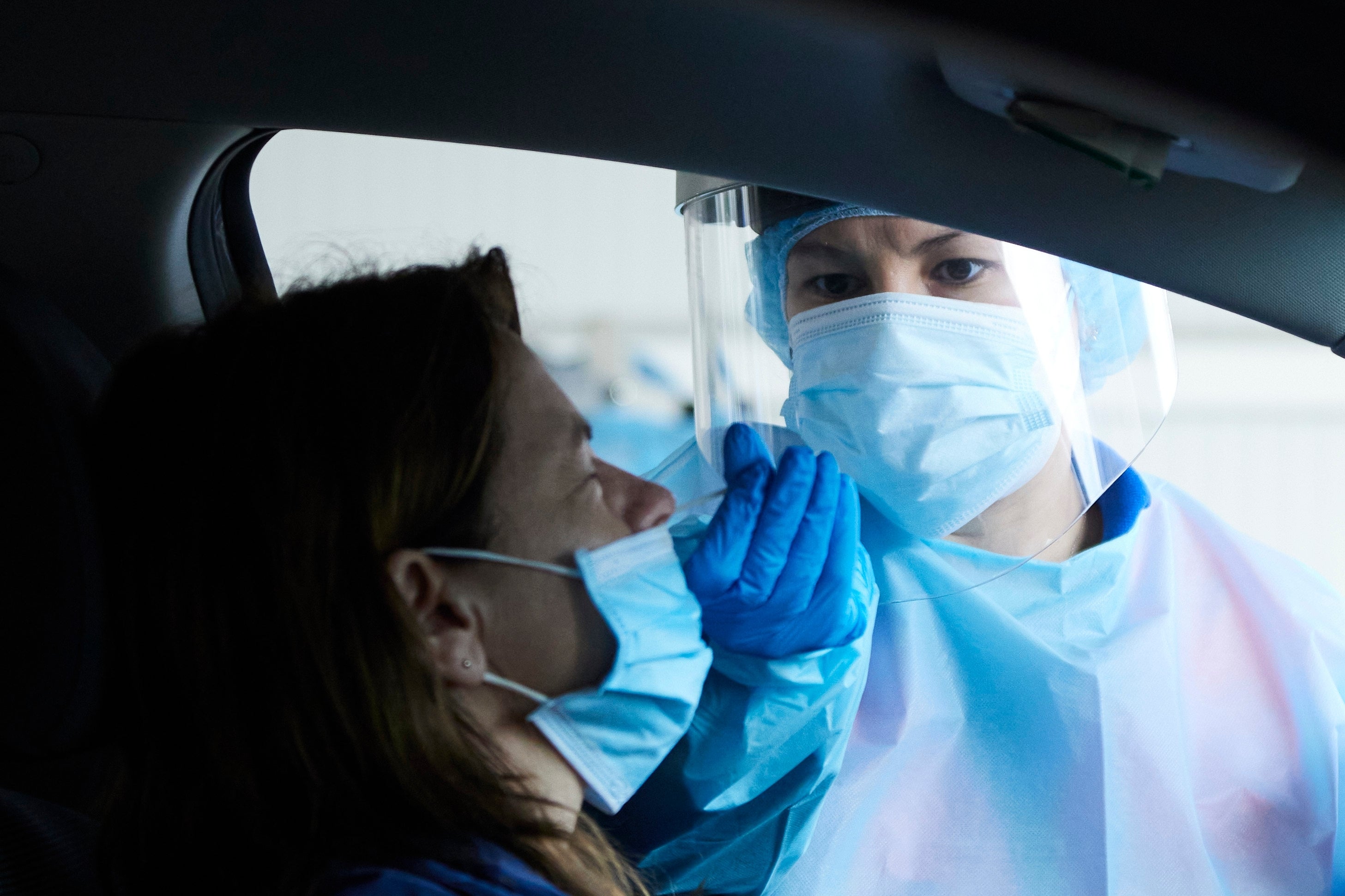 Datos coronavirus España: La incidencia desciende a 3.267 y se registran 382 fallecidos, la peor cifra de la sexta ola Datos coronavirus España: La incidencia desciende a 3.267 y se registran 382 fallecidos, la peor cifra de la sexta ola
