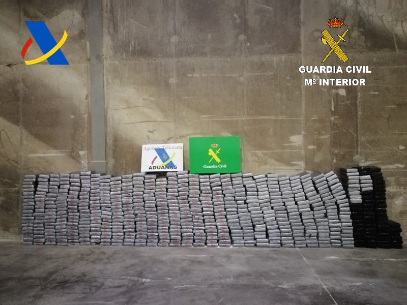 Descubren un alijo de 626 kilos de cocaína en el puerto de València Descubren un alijo de 626 kilos de cocaína en el puerto de València
