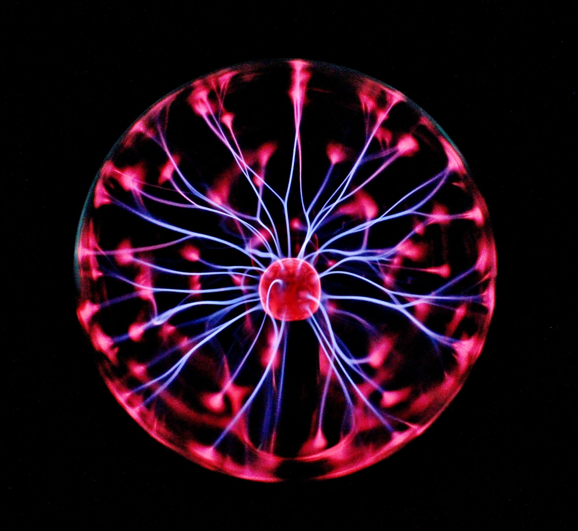 Ciencia en La Brújula: La electricidad estática como método para volar episode artwork