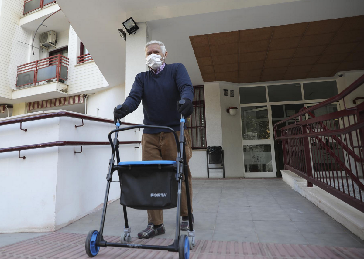 Murcia es la región que tiene peor porcentaje de plazas residenciales en relación a la población mayor de 65 años Murcia es la región que tiene peor porcentaje de plazas residenciales en relación a la población mayor de 65 años