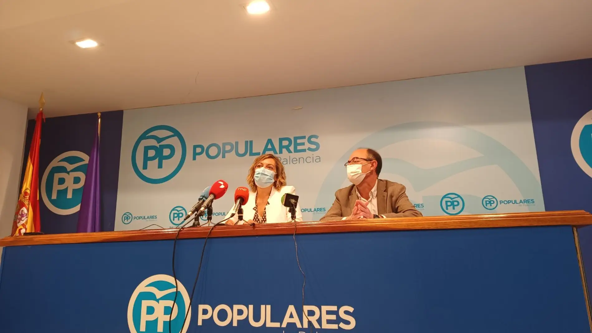 Marcos: &quot;El PSOE debe respetar a los ganaderos y al medio rural&quot;