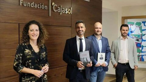 Jos&eacute; Jurado, escritor, en la Fundaci&oacute;n Cajasol