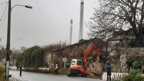 Derribo de casas en San José, en A Coruña Eran uno de los supermercados de venta de droga