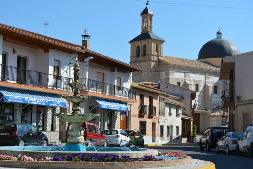 Un trabajador de 45 años ha fallecido tras caer desde el tejado de un edificio en Yuncler (Toledo) Un trabajador de 45 años ha fallecido tras caer desde el tejado de un edificio en Yuncler (Toledo)