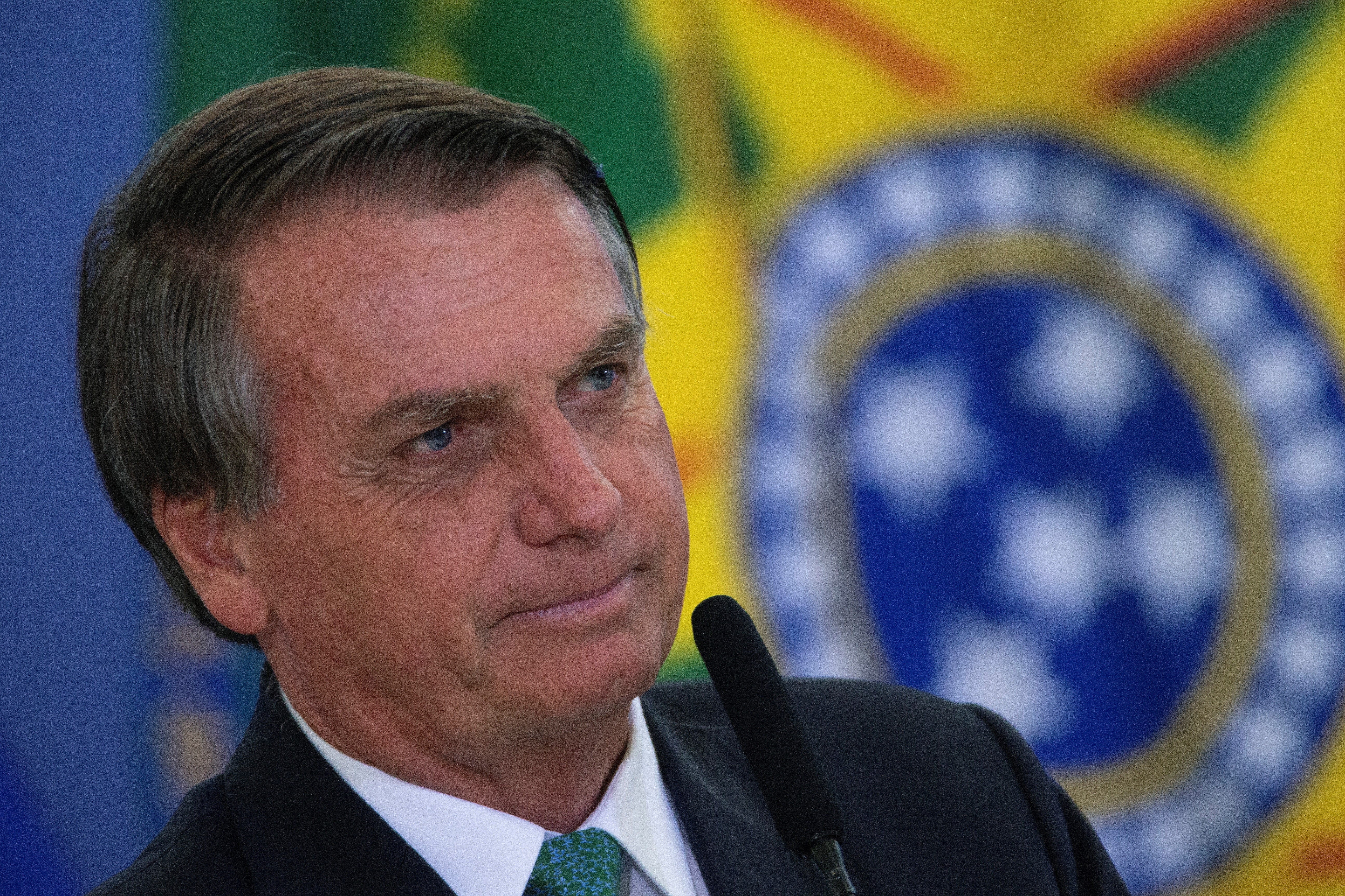 Bolsonaro afirma que la variante ómicron "es bienvenida" en Brasil Bolsonaro afirma que la variante ómicron "es bienvenida" en Brasil