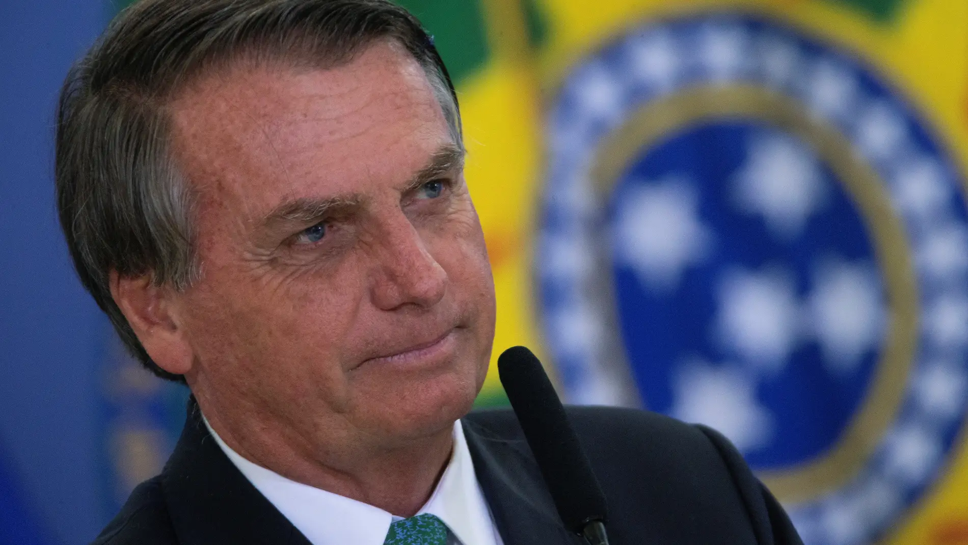 Bolsonaro destaca que la variante ómicron &quot;es bienvenida&quot; en Brasil