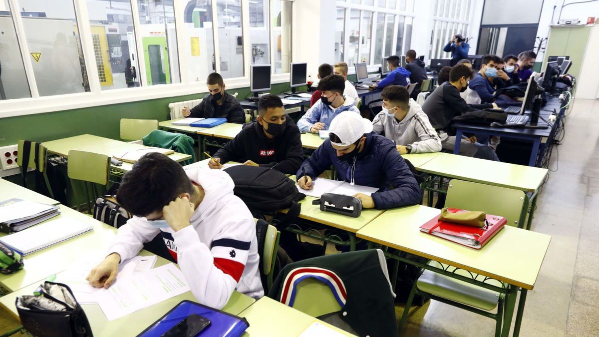 Comienzan las sustituciones de profesores de baja por covid Comienzan las sustituciones de profesores de baja por covid