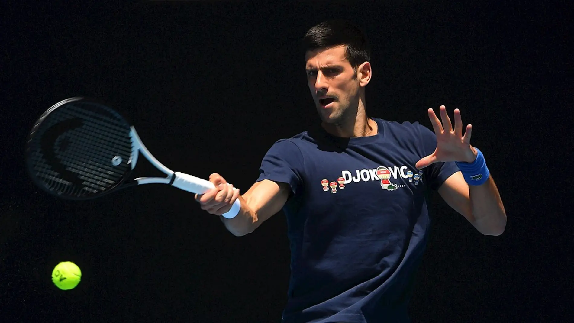 El tenista serbio Novak Djokovic durante un entrenamiento en Melbourne, Australia