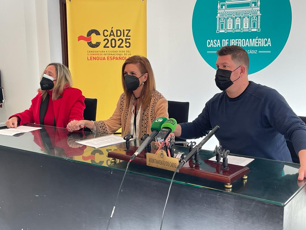 Dimite la portavoz del PSOE de Cádiz en el Ayuntamiento "por sentirse cuestionada por la ejecutiva" Dimite la portavoz del PSOE de Cádiz en el Ayuntamiento "por sentirse cuestionada por la ejecutiva"