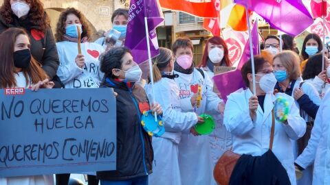 Concentración de trabajadoras de ayuda a domicilio que se celebró en enero