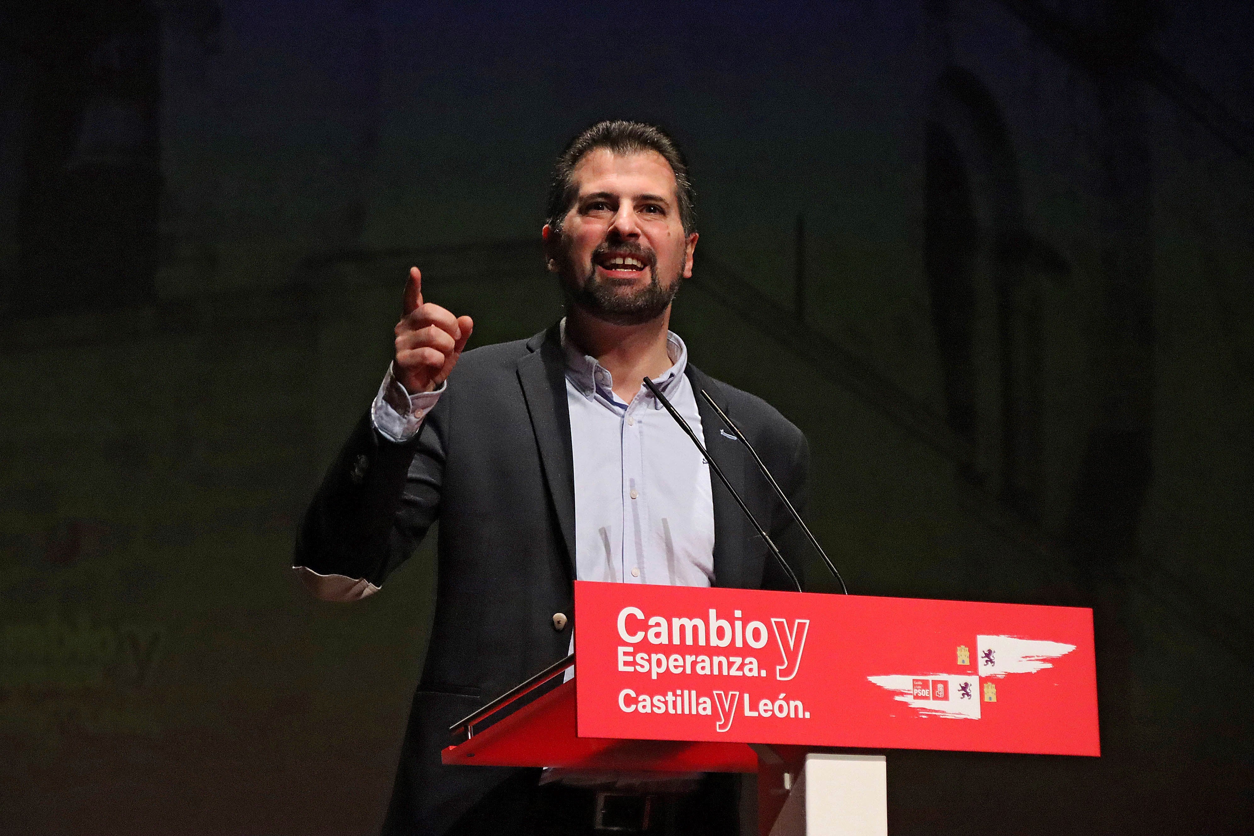 El CIS de Tezanos otorga al PSOE la victoria en las elecciones de Castilla y León El CIS de Tezanos otorga al PSOE la victoria en las elecciones de Castilla y León