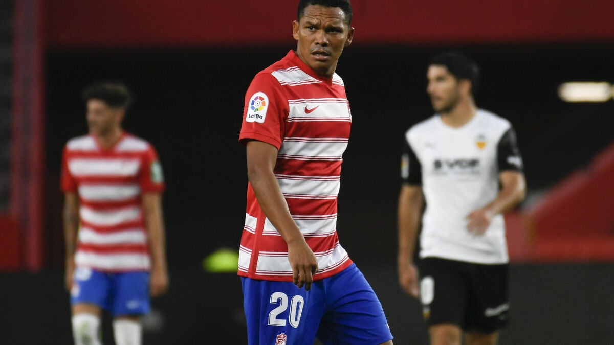 El Granada CF busca la figura de un delantero que supla la baja forma de Carlos Bacca El Granada CF busca la figura de un delantero que supla la baja forma de Carlos Bacca