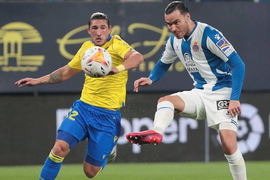 Raúl de Tomás rescata un empate in extremis Raúl de Tomás rescata un empate in extremis