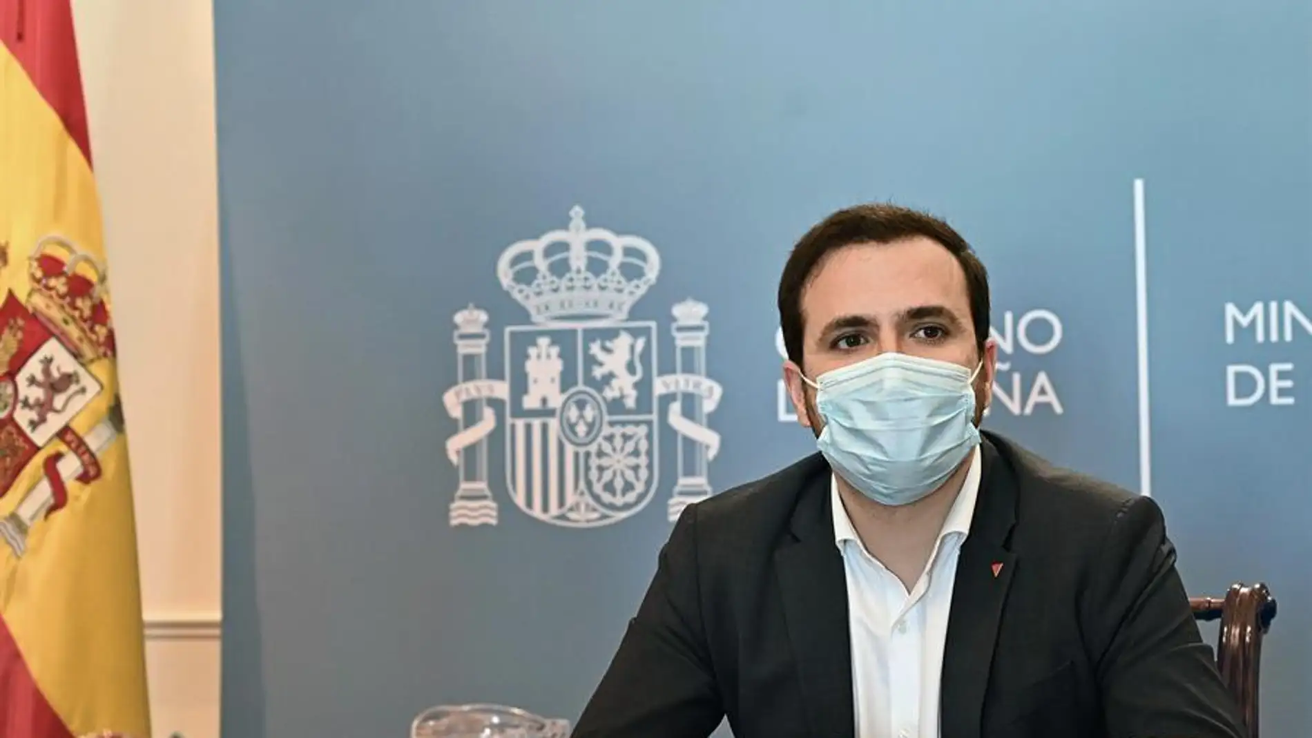 Garzón apuesta por comer de tupper en la nueva campaña del Ministerio de Consumo