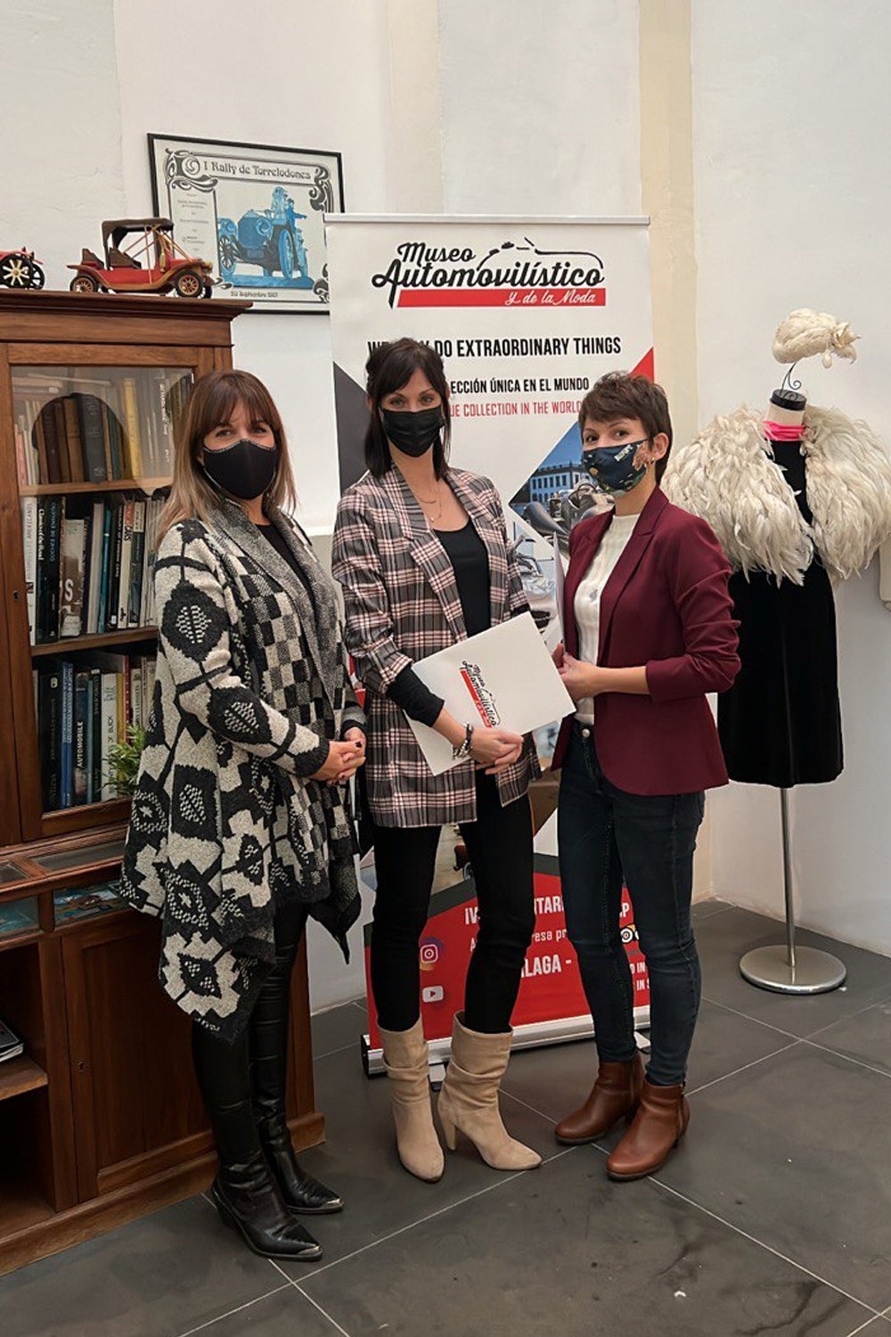 Bioparc Fuengirola y el Museo Automovilístico & de la Moda por la cultura y la educación mediambiental Bioparc Fuengirola y el Museo Automovilístico & de la Moda por la cultura y la educación mediambiental