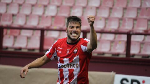 Jon Ander P&eacute;rez, delantero SD Logro&ntilde;&eacute;s