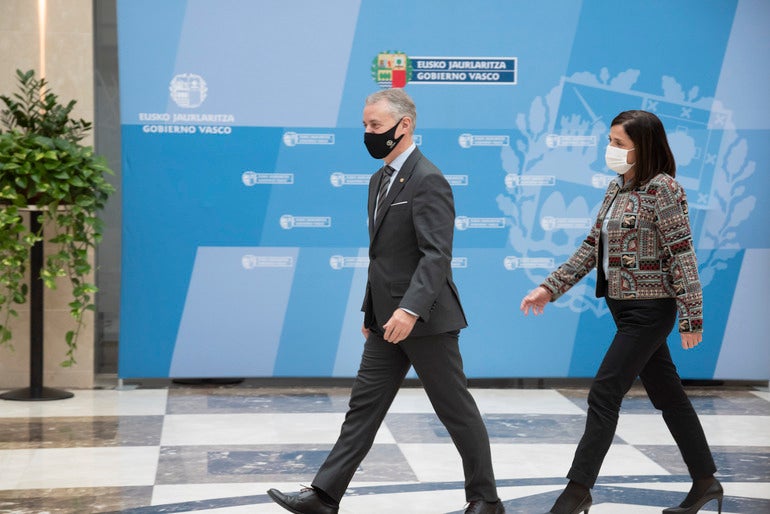 El Gobierno vasco reconoce la labor contra ETA de Policía Nacional y Guardia Civil El Gobierno vasco reconoce la labor contra ETA de Policía Nacional y Guardia Civil