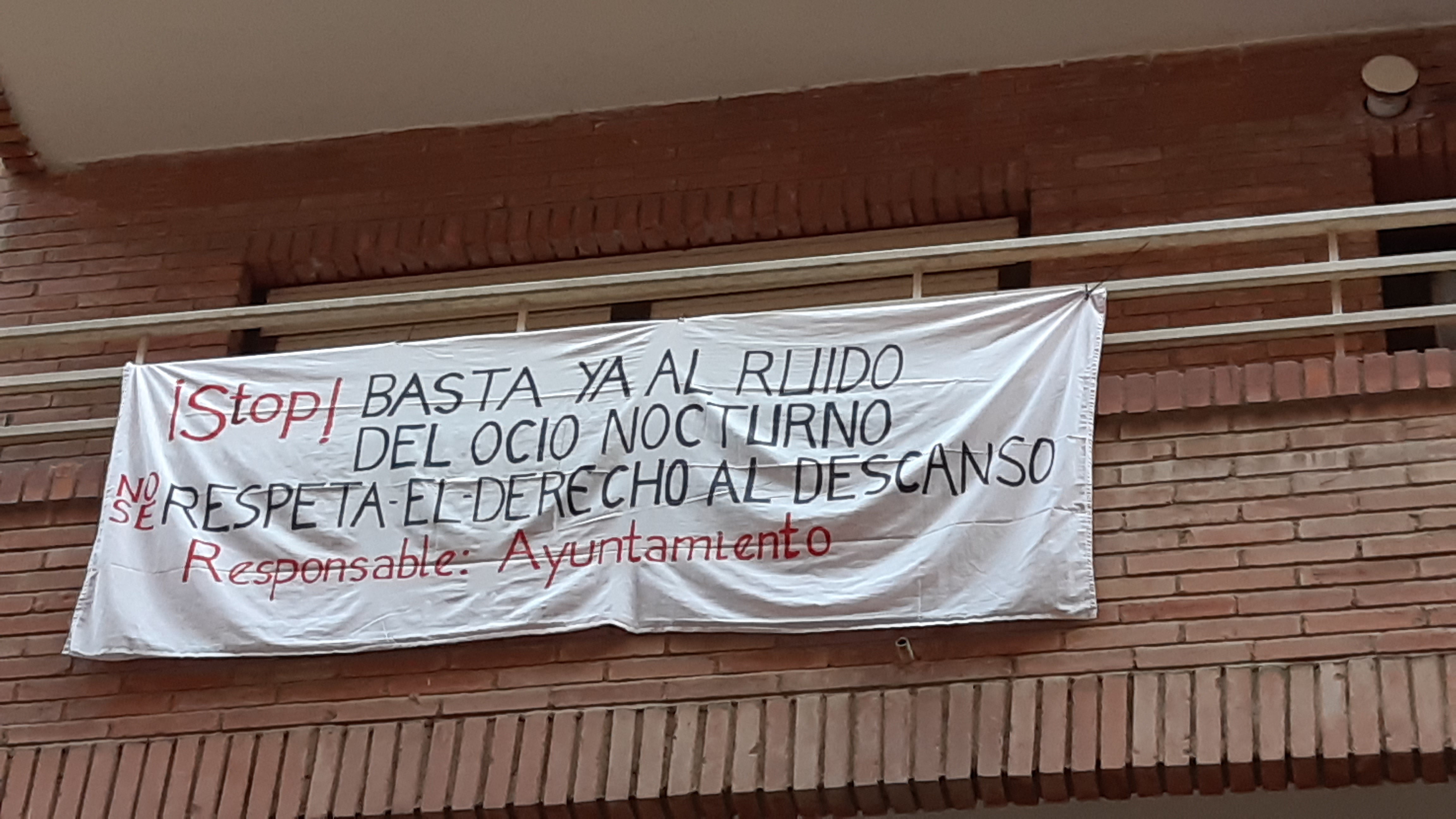 Los vecinos del Pasaje General Rey no aguantan más y piden soluciones a los ruidos, peleas, prostitución y suciedad Los vecinos del Pasaje General Rey no aguantan más y piden soluciones a los ruidos, peleas, prostitución y suciedad