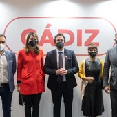 El alcalde, José María González, y la concejala de Turismo, Monte Mures El alcalde, José María González, y la concejala de Turismo, Monte Mures