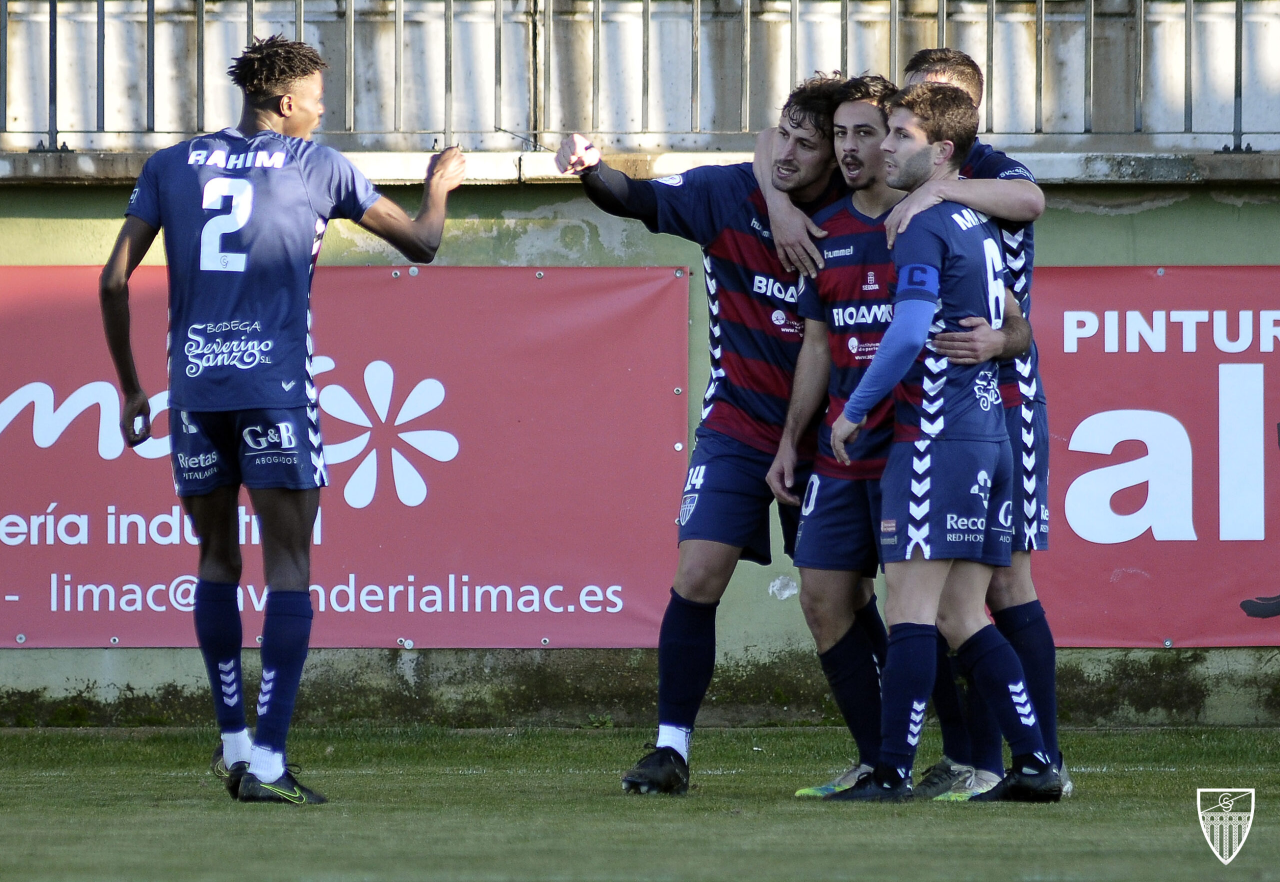 Resultados del fin de semana, con especial atención a la derrota de la Gimnástica Segovia en la cancha del Navalcarnero Resultados del fin de semana, con especial atención a la derrota de la Gimnástica Segovia en la cancha del Navalcarnero