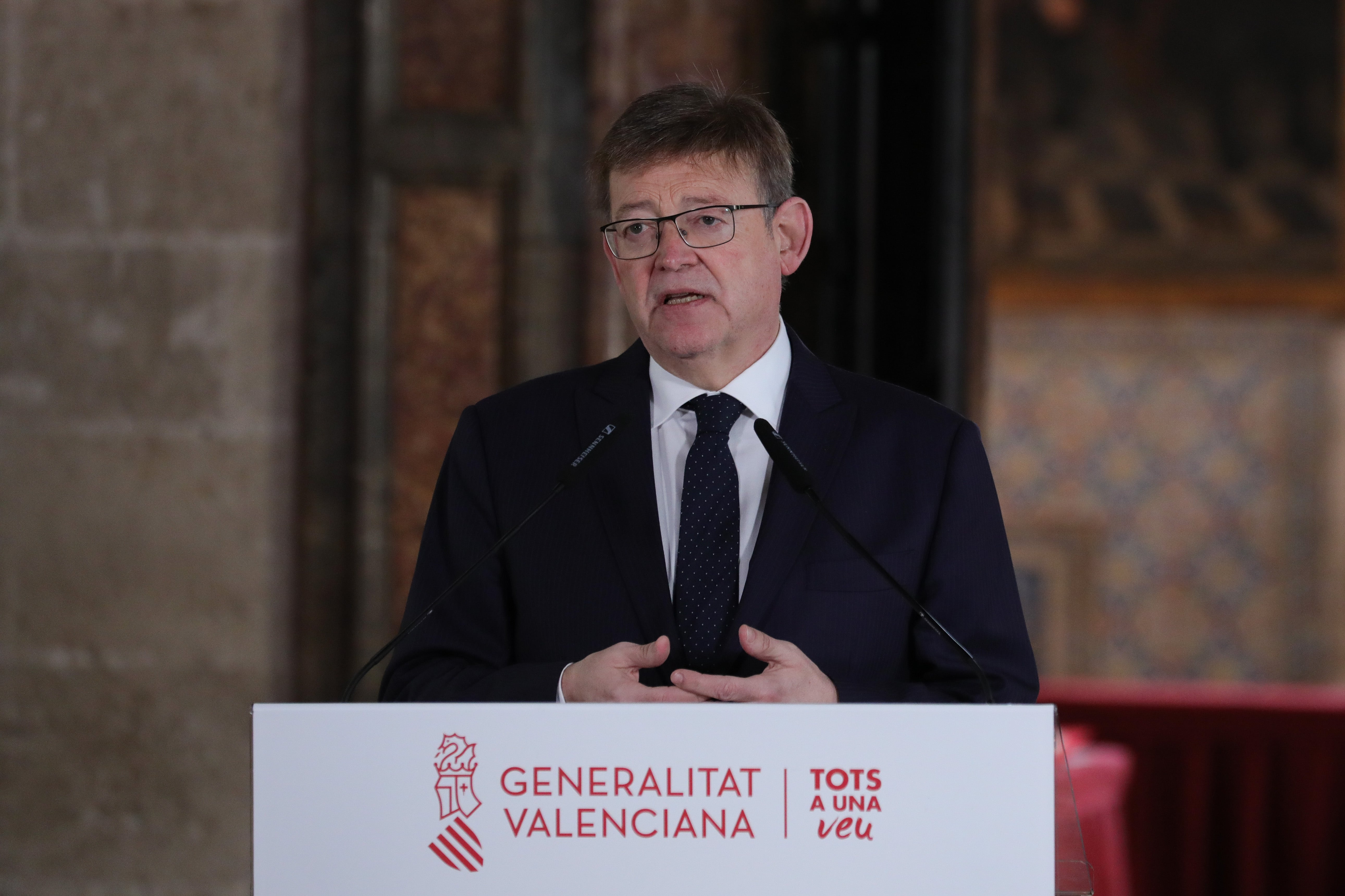 Puig anuncia la activación inmediata de 50 millones para el sector azulejero una vez reciba el aval de la UE Puig anuncia la activación inmediata de 50 millones para el sector azulejero una vez reciba el aval de la UE